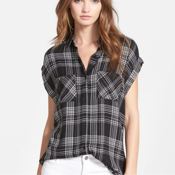 Rails Black and White Plaid Flannel Sleeveless Button Up Shirt - Picture 1 of 9